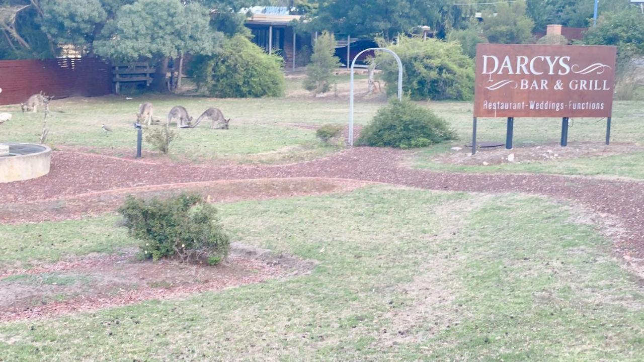 Country Plaza Halls Gap Exterior foto